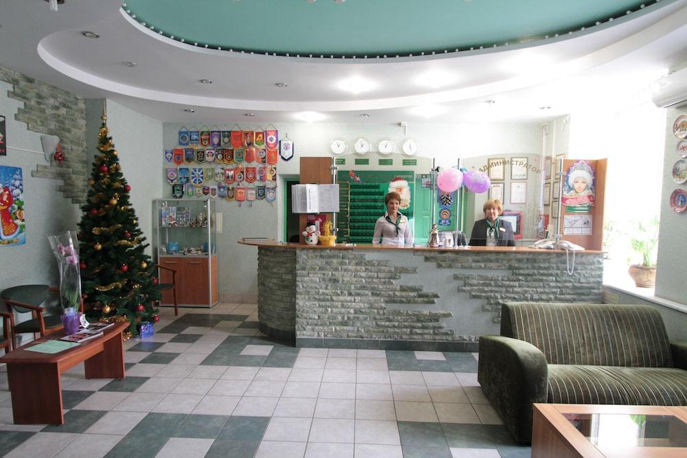 40 Let Pobedy Hotel Minsk Exterior foto